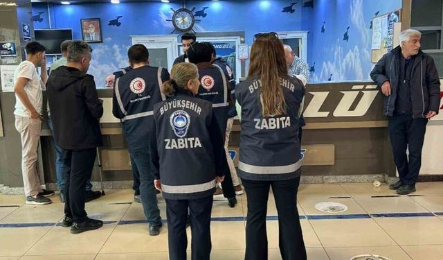 Van’da bayram öncesi otobüs terminallerinde bilet denetimi