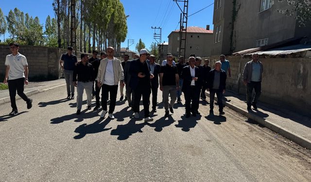 Yüksekova’da asırlık bayramlaşma geleneği sürdürülüyor