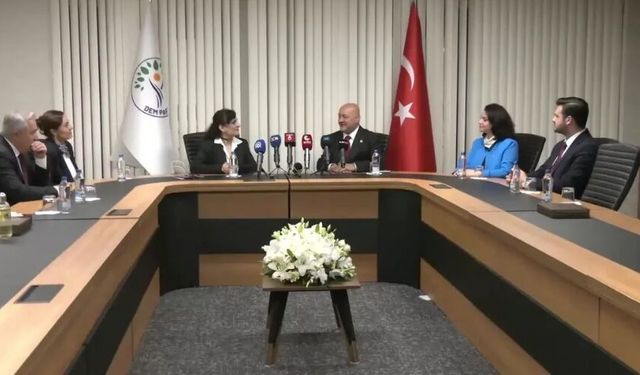 AK Parti - DEM Parti bayramlaşmasında barış süreci konuşuldu