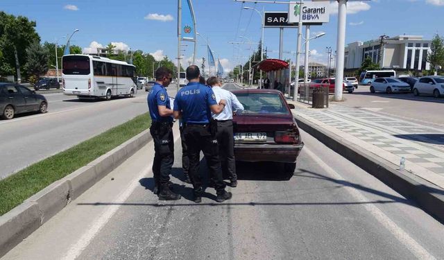 Malatya’da yolcu otobüsü ile otomobil çarpıştı: 5 yaralı