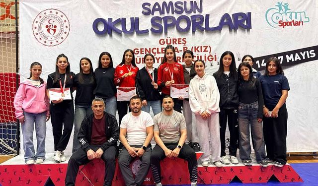 Hakkârili Genç Güreşçiler Türkiye Şampiyonası’na Damga Vurdu