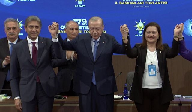 CHP'li Köksal AK Parti'de! Rozetini Erdoğan taktı, ilk sözleri manidar