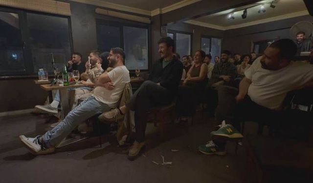 Kürt gençleri İstanbul’da Kürtçe stand-up’a yöneliyor
