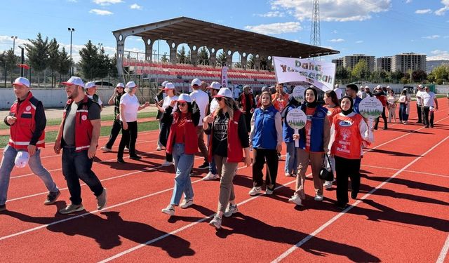 "Sağlık İçin Hareket Et Günü" kapsamında yürüyüş düzenlendi