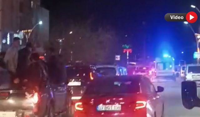 Yüksekova’da Galatasaray’ın Şampiyonluk Konvoyu Ambulansa Engel Oldu