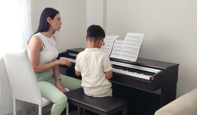 2 yaşında başladı, hedefi Fazıl Say gibi dünya sahnesine çıkmak