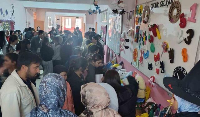 Muradiye MTAL’den ortaokul öğrencilerine bölüm tanıtım sergisi