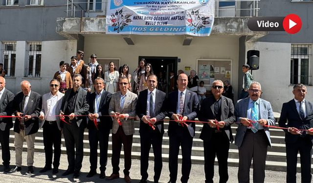 Yüksekova’da Halk Eğitim Merkezi Yıl Sonu Sergisi Düzenledi