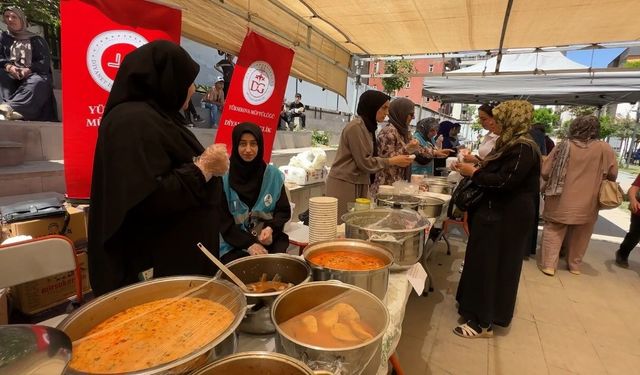 Yüksekova’da 47 hafız öğrenci için yardım kampanyası düzenlendi