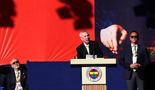 Aziz Yıldırım: "Benim Fenerbahçelilere ödenmemiş bir borcum var"