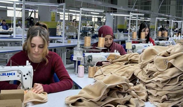 Ağrı’da üretilen bebek giysileri dünya pazarlarına ulaşırken istihdamı artırıyor