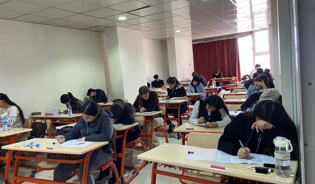 Yüksekova’da YKS’ye 6 Bin 100 Öğrenci Katılacak