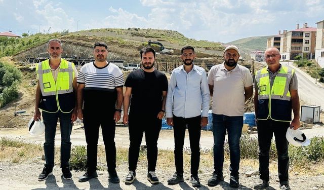 Yüksekova’da Pizok Mevkiindeki 48 Konutluk Projede Çalışmalar Sürüyor