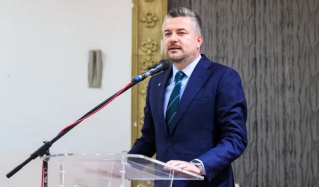 Bir belediyeye daha operasyon: Başkan dahil çok sayıda gözaltı