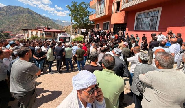 Cenazeler otopsi için Van'a götürüldü
