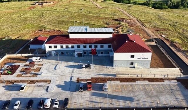 Yapımı tamamlanan Ovacık Devlet Hastanesi hizmete başladı
