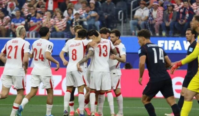 Türkiye, ABD'yi 3-2 mağlup etti; Dünya Kupası'na galibiyetle veda etti