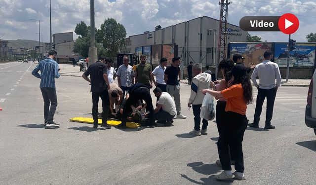 Yüksekova’da Motosiklet ile Transit Araç Çarpıştı: Bir Yaralı