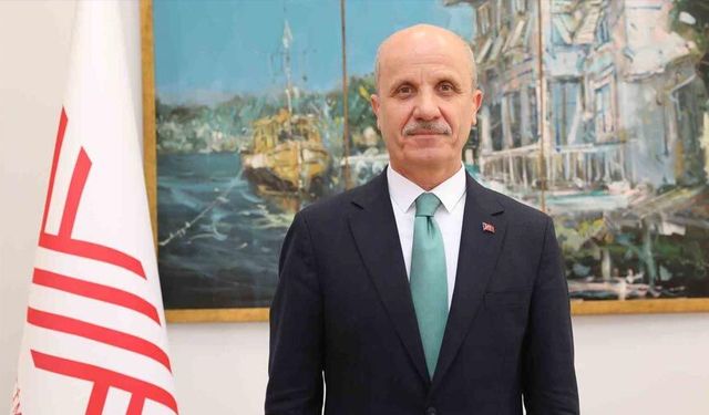 Özvar: "Türkiye’nin yarınlarını inşa edecek siz gençlerimize güveniyoruz"