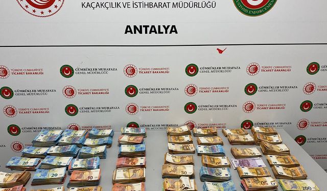 Bebek bezleri içerisine gizlenmiş 20 milyon liradan fazla nakit para ele geçirildi