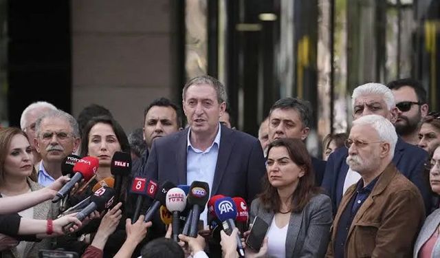 DEM Parti siyasi partiler turuna çıkıyor