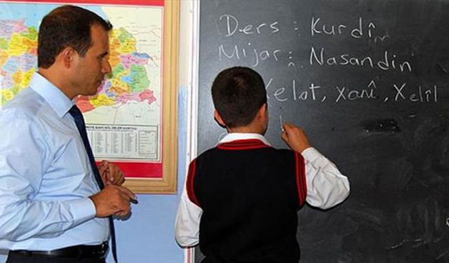 37 bin öğrenci seçti: Kürtçe ders raporu Yusuf Tekin’de