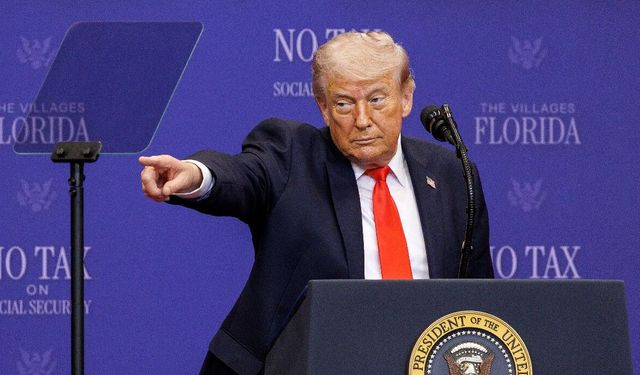 Trump: "İran her ABD askeri öldürdüğünde bunun bedelini katbekat ödeyecek"