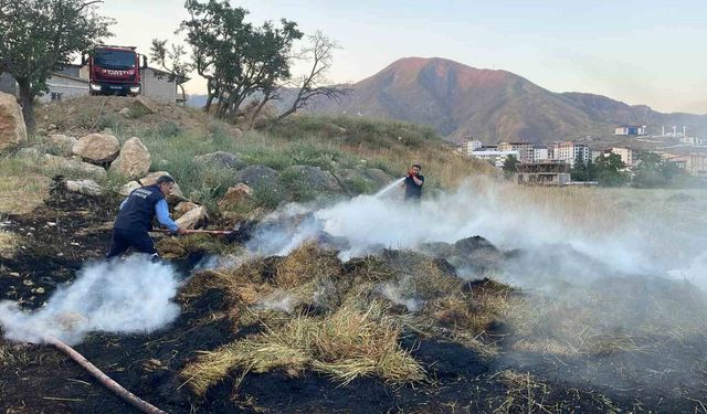 Hakkari’de ot yangını