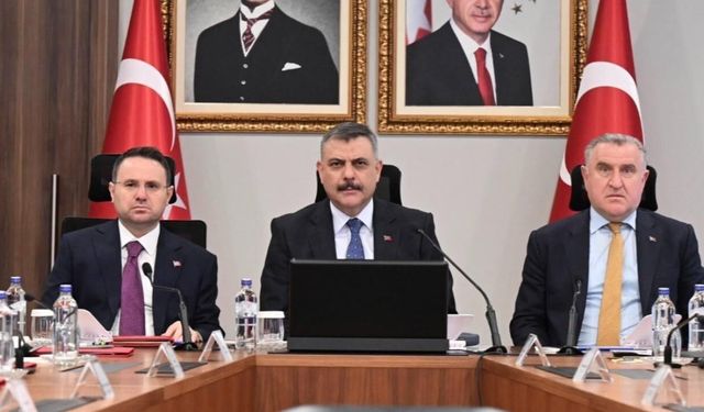 Üç bakan ‘Spor Güvenliği Değerlendirme’ toplantısında bir araya geldi