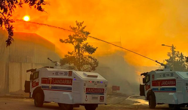 Namet tesisindeki yangına TOMA’larla müdahale edildi