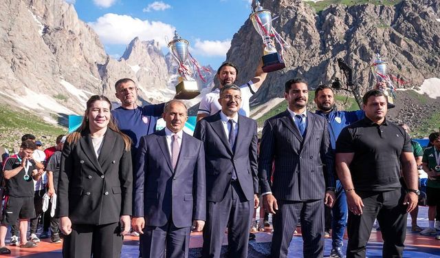 Cilo Dağları’nda Tarihi Final: Güreşin Şampiyonları Belli Oldu