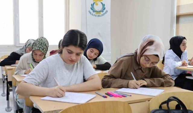 Haliliye’de üniversite adaylarına ücretsiz yaz kursu