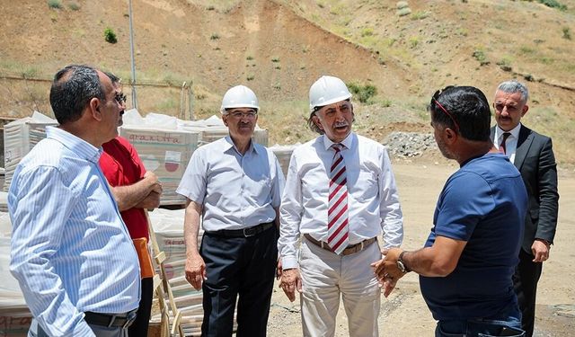 Hakkari Üniversitesi'nde Yeni Meslek Yüksekokulu İçin Çalışmalar Sürüyor