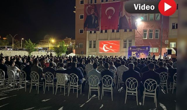 Yüksekova’da 15 Temmuz Demokrasi ve Milli Birlik Günü Programı Düzenlendi