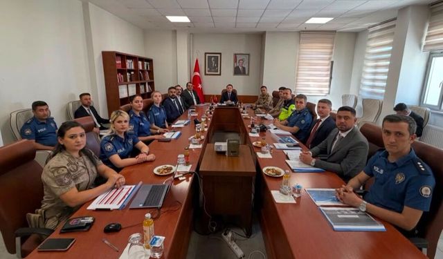Yüksekova’da Asayiş Toplantısı Düzenlendi