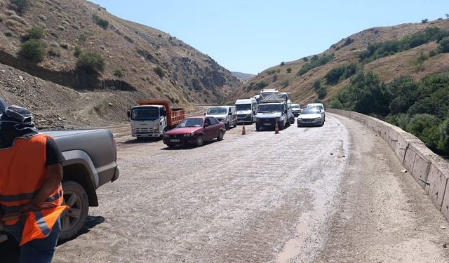 Karayolları Ekiplerinden Uçak Yolcularına Erken Çıkın Çagrısı