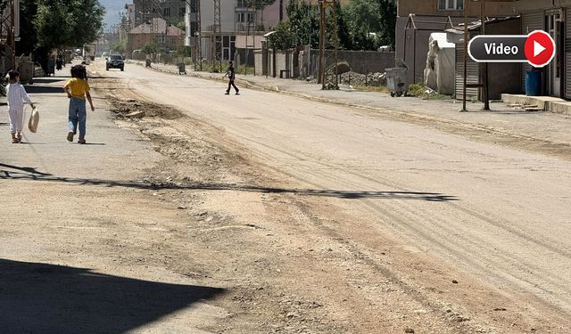 Mahalleli Doğalgaz Çalışmaları sonrası Toz Sorununa Geçici Çözüm İstiyor