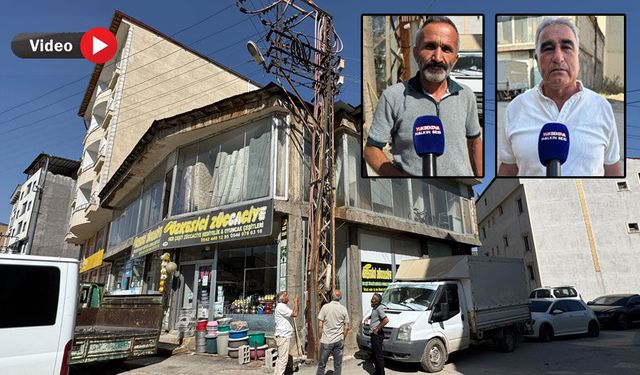 Yüksekova’da İş Yerine Bitişik Elektrik Direği Tehlike Saçıyor
