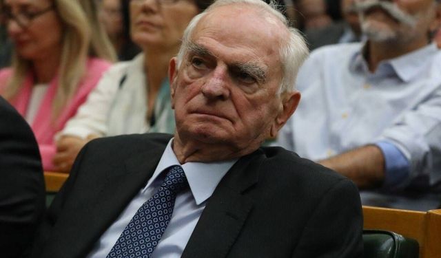 70 yıllık CHP’li Önder Sav CHP’den istifa etti
