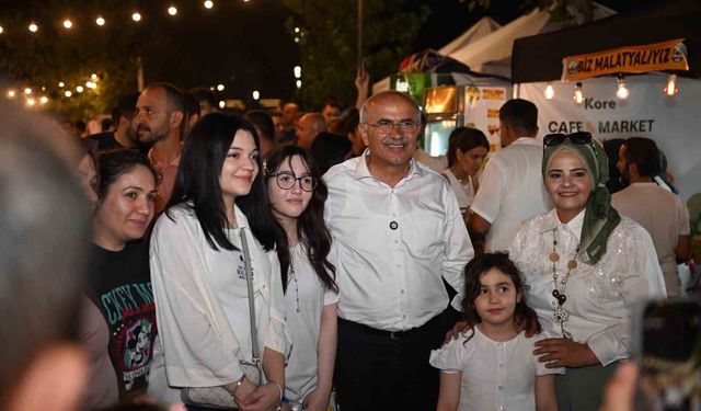 Gastronomi-Kültür Sokağı yüzbinleri ziyaretçiyi ağırladı