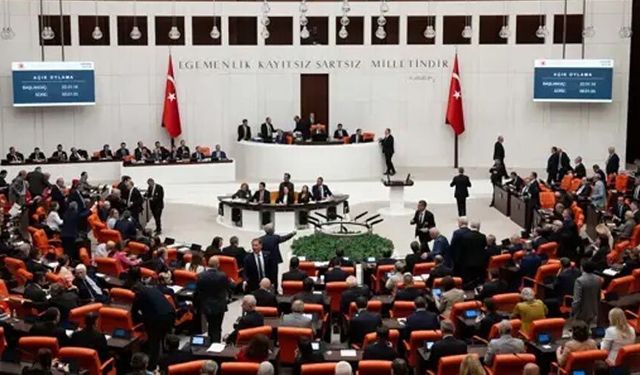 Çerçeve yasa sonrası gözler sahada: İçişleri Bakanlığı, 81 ilin valisini toplantıya çağırdı