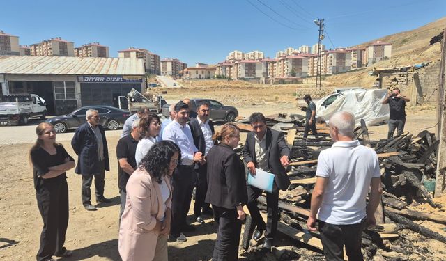 Yangında Zarar Gören İşletmeye Milletvekilleri ve Eş Başkanlardan Ziyaret