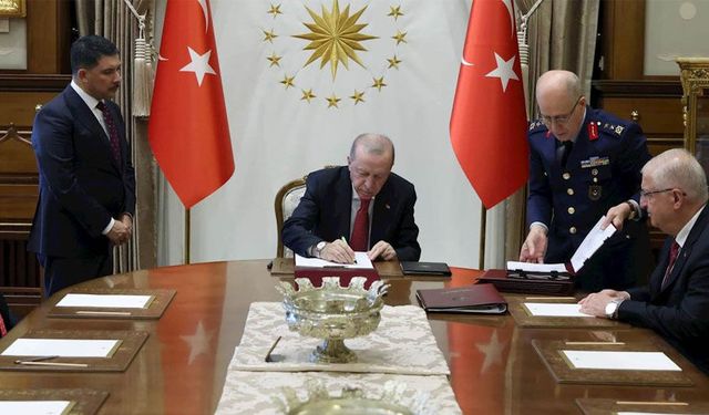YAŞ kararları açıklandı: 63 general ve amiral emekliliğe sevk edildi