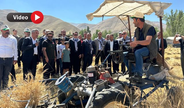 Yüksekova’da hasat etkinliği başladı: Çiftçilerden destek çağrısı