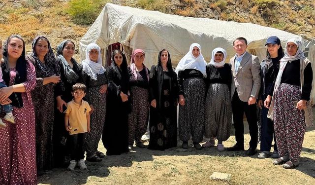 Kaymakam Hülür, Berivanları ziyaret etti