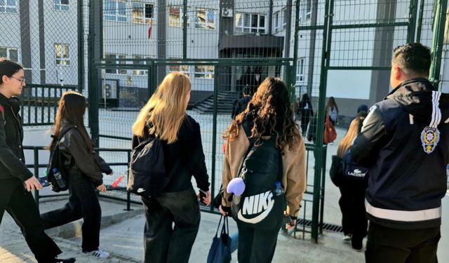 Okullarda Yeni Dönem! 30 Bin Güvenlik Görevlisi Göreve Başlıyor