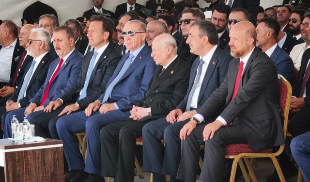 Cumhurbaşkanı Erdoğan: "Bölgemizde tarih yeniden yazılıyor"