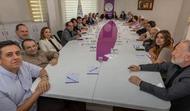 DEM Parti MYK’de görev dağılımı belli oldu