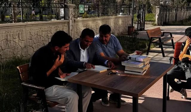 Patnos Kütüphanesi’nde kitaplarla dolu keyifli bir gün