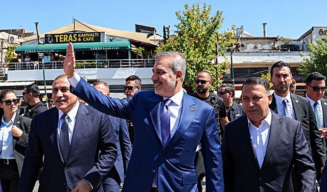 Hakan Fidan'dan Diyarbakır'da 'süreç' mesajı: Sorunlar diyalogla çözülmeli